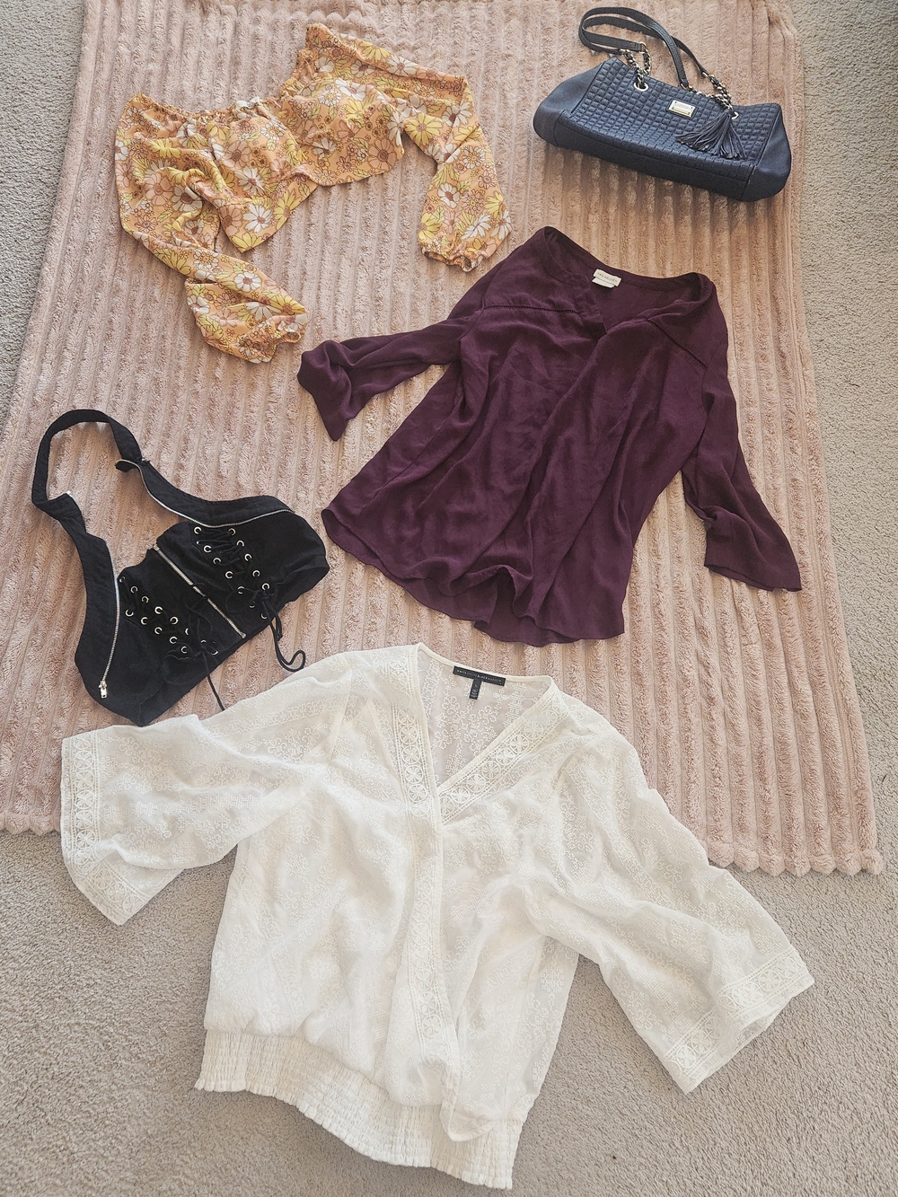 🔥 Summer Blowout Bundle! Size Large Tops & Accessories Lot (5 Pieces)